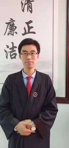 凌灿伟律师